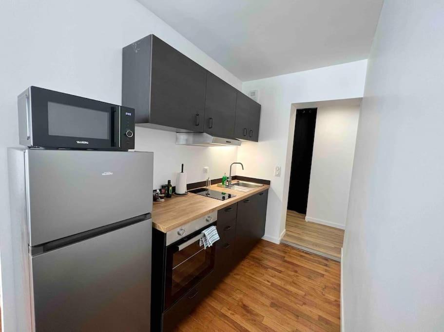 Appartement Climatise / Centre-Ville / 4 Personnes Besançon Buitenkant foto